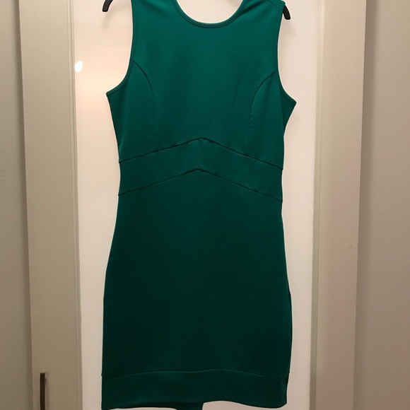 Lark & Ro Green Sleeveless Scoop-Neck Dress - Picture 3 of 8